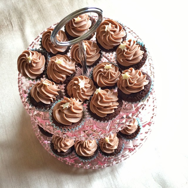 Mini chocolate cupcakes ready!
