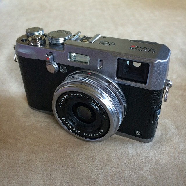 New camera fuji x100s