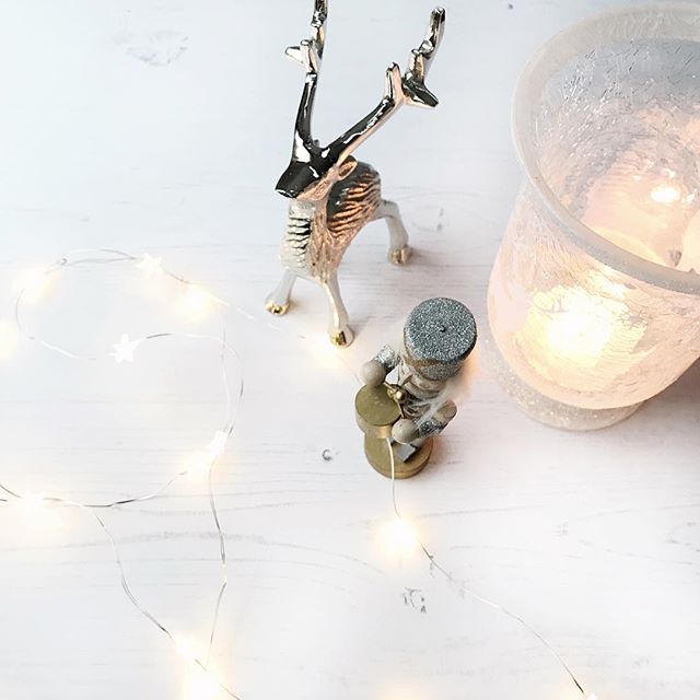 A wee bit of winter wonderland – candles, fairy lights and a reindeer!