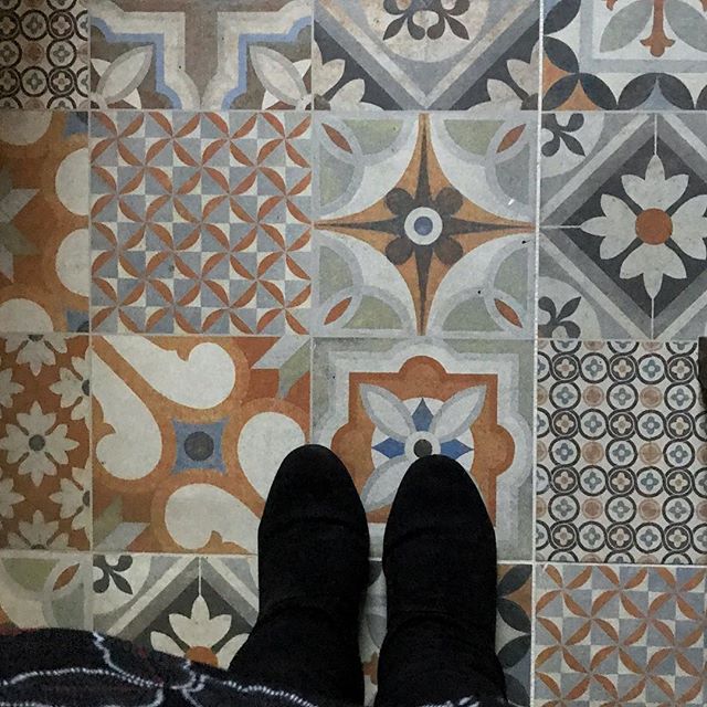 Floor tile envy! Who lives in a house like this? If you know you know!