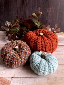 crocheted pumpkins by Janmary
