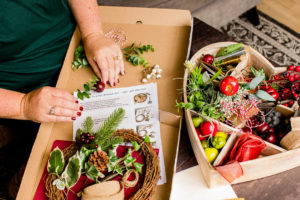 make your own wreath kit janmary