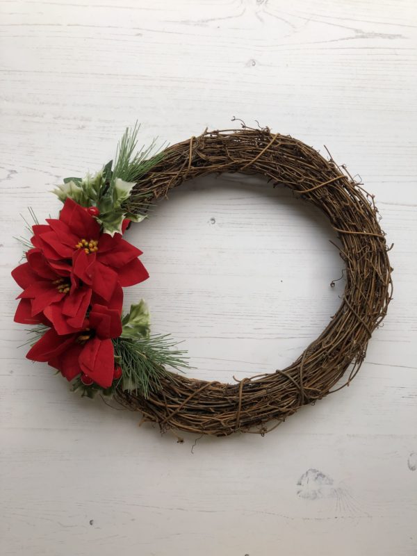 large christmas red wreath