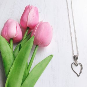 janmary necklace heart 1