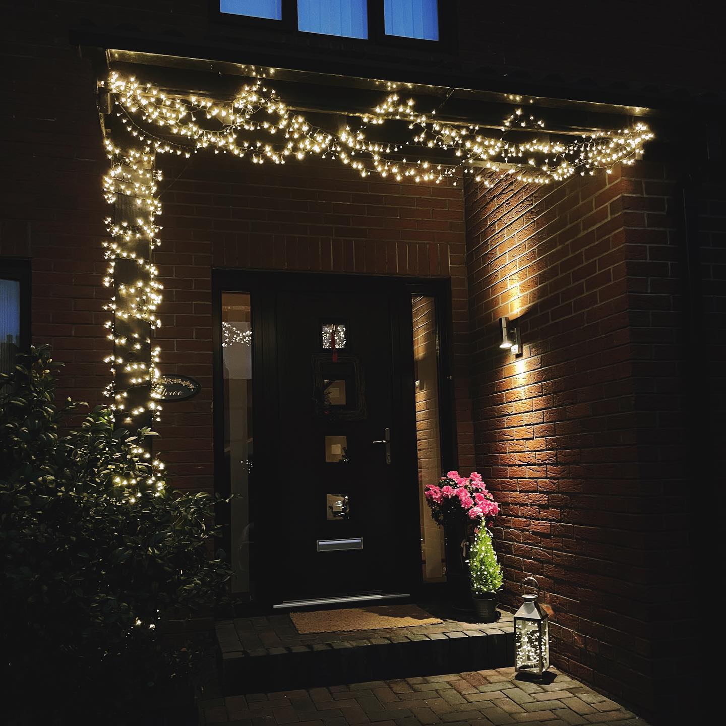 On the 15th of December.... our festive front door 

The lights are all from @creativegardensni - I do love my warm white lights as you know 

Had a lovely Christmas party for our church toddler group today (we may have all been dressed as elves!)

Do you have any outside Christmas lights? Let me know!