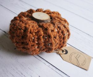 janmary chestnut brown pumpkin 14cm